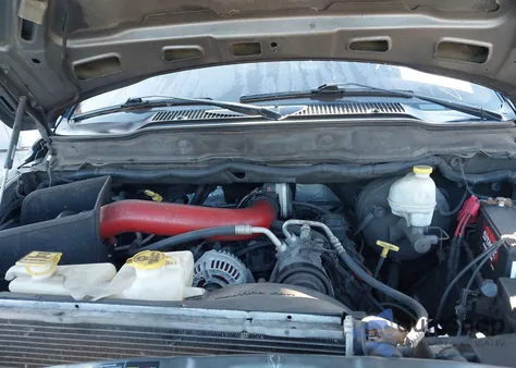 2005 Dodge Ram 1500 Slt/Laramie from USA, damaged, VIN 1D3HU18D95J576554